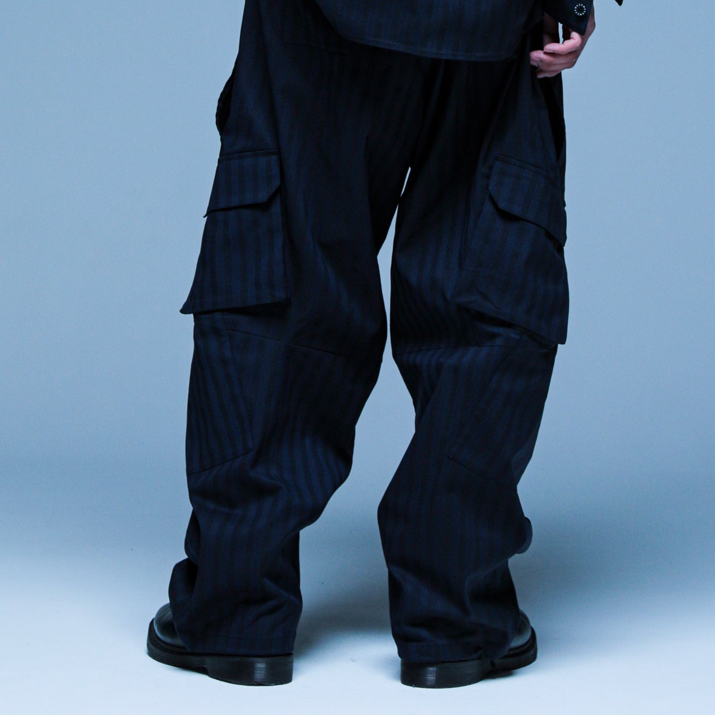 MUZE TURQUOISE LABEL - VILOFT STRIPE DOUBLE KNEE CARGO PANTS(NAVY)ミューズ ストライプ ダブルニー カーゴ パンツ ネイビー