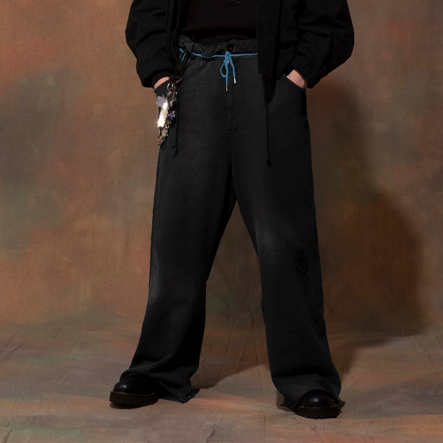 MUZE TURQUOISE LABEL - ×SYUMAN. RAVIOLI TROUSERS TYPE SWEAT(BLACK)ミューズ シュウ トラウザー スウェット ブラック