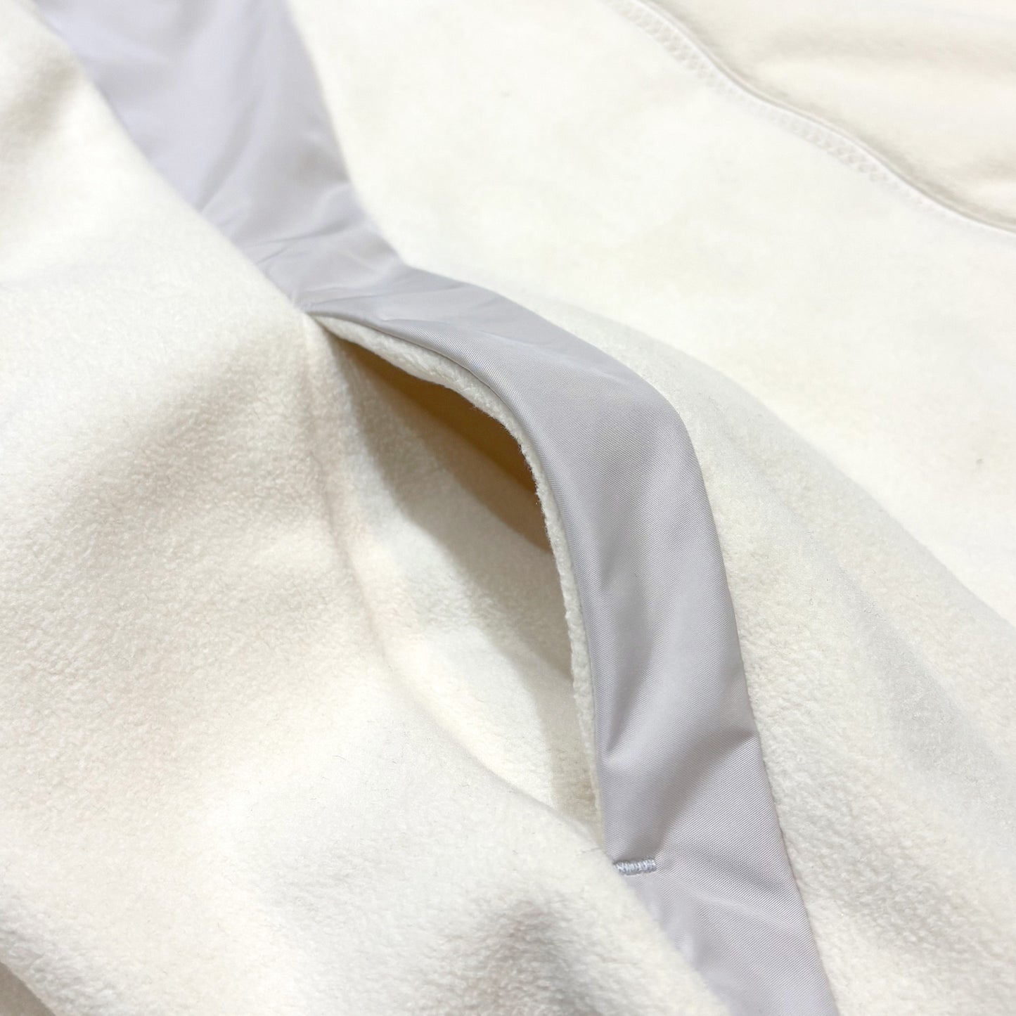 MUZE TURQUOISE LABEL -【HOODED FLEECE BLOUSON(WHITE)】ミューズ フード フリース ブルゾン ホワイト