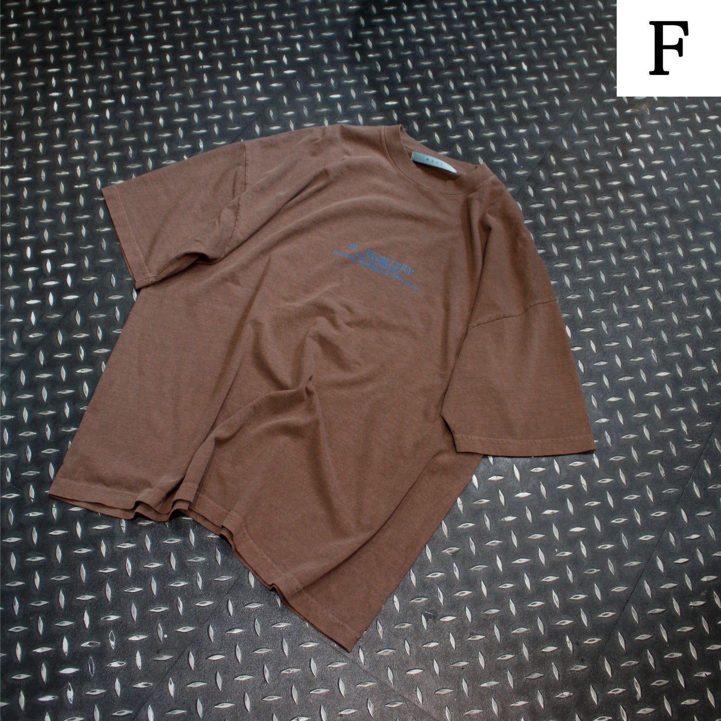 MUZE - MUZE GALLERY 5th Ltd. MINERAL WASH T-SH(BROWN) ミューズ ギャラリー 5周年 Tシャツ ブラウン