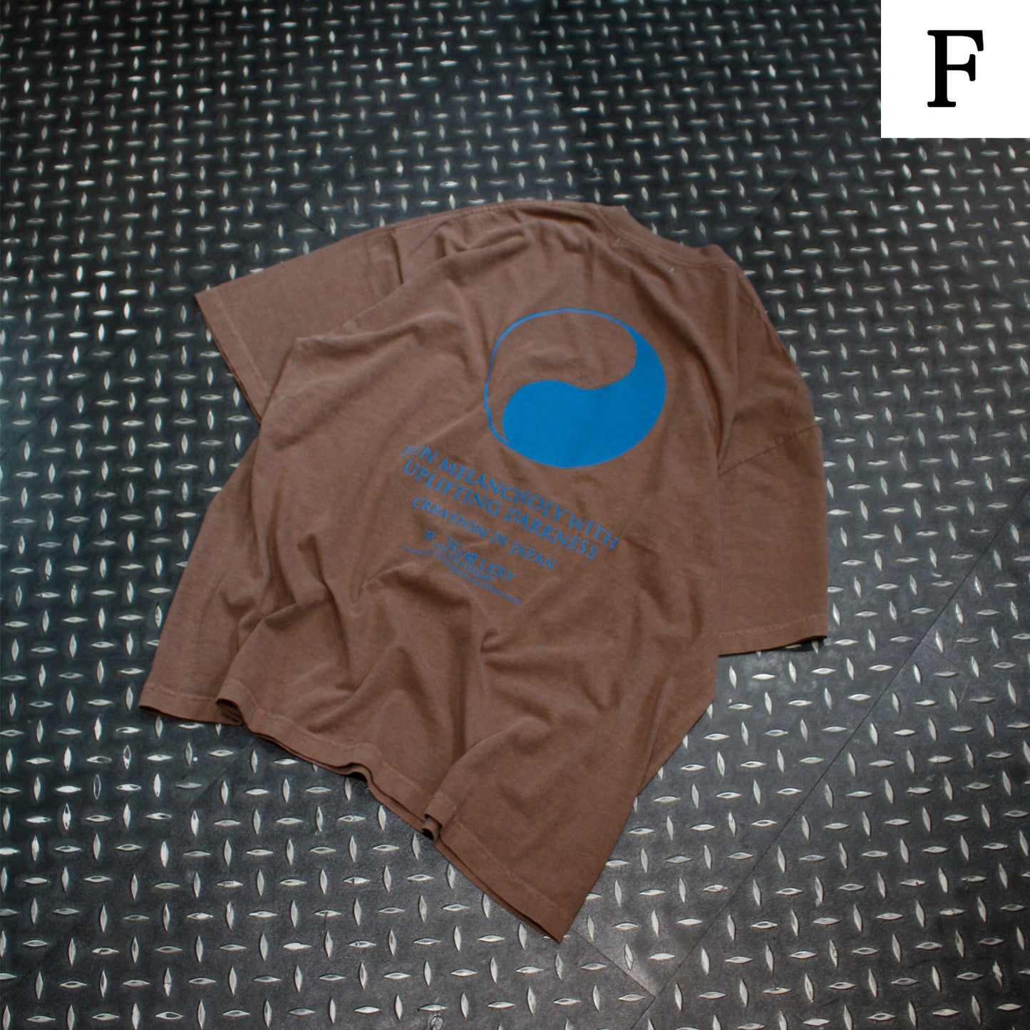 MUZE - MUZE GALLERY 5th Ltd. MINERAL WASH T-SH(BROWN) ミューズ ギャラリー 5周年 Tシャツ ブラウン