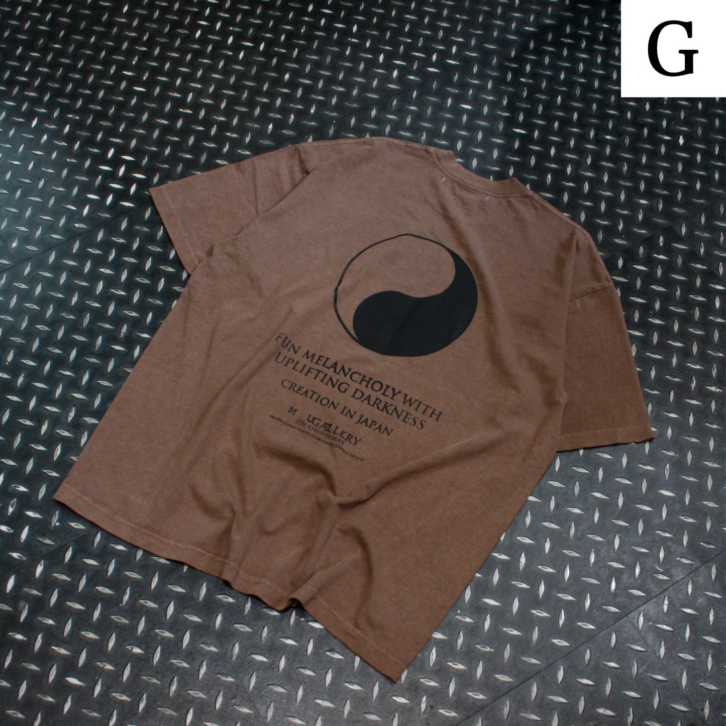 MUZE - MUZE GALLERY 5th Ltd. MINERAL WASH T-SH(BROWN) ミューズ ギャラリー 5周年 Tシャツ ブラウン