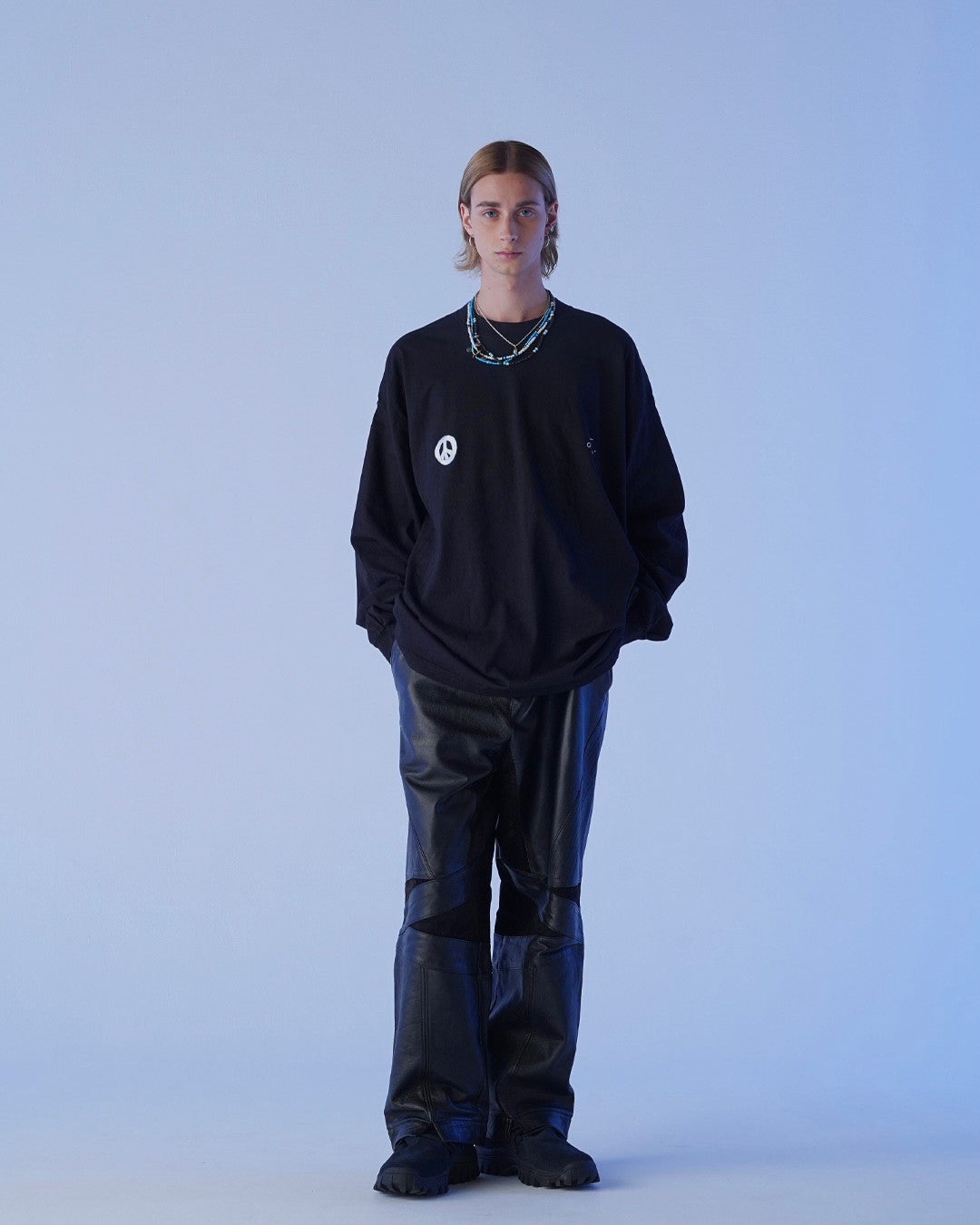 MUZE BLACK LABEL - MUZE PEACE EMBROIDERY LONG T-SHIRT(BLACK)ミューズ ピース 刺繍 ロングTシャツ ブラック