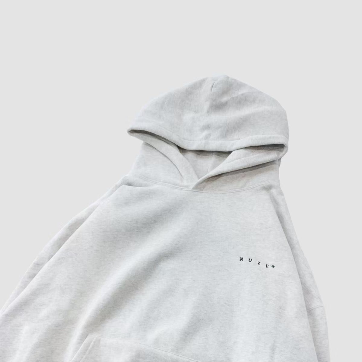 MUZE TURQUOISE LABEL - MUZE®︎ EMBROIDERY HOODIE(MOKU)ミューズ 刺繍 フーディー モク