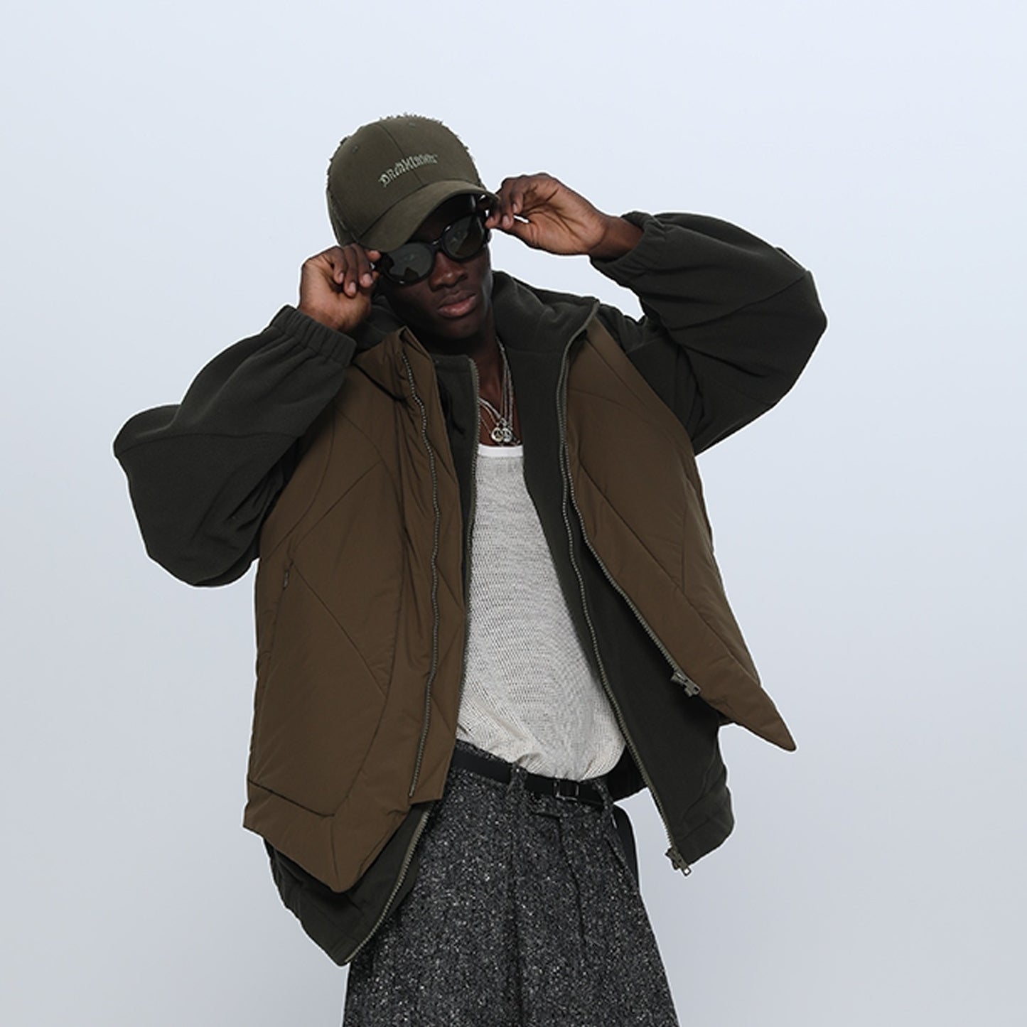 MUZE TURQUOISE LABEL -【PADDED CURVE VEST(KHAKI)】ミューズ パデット カーブ ベスト カーキ