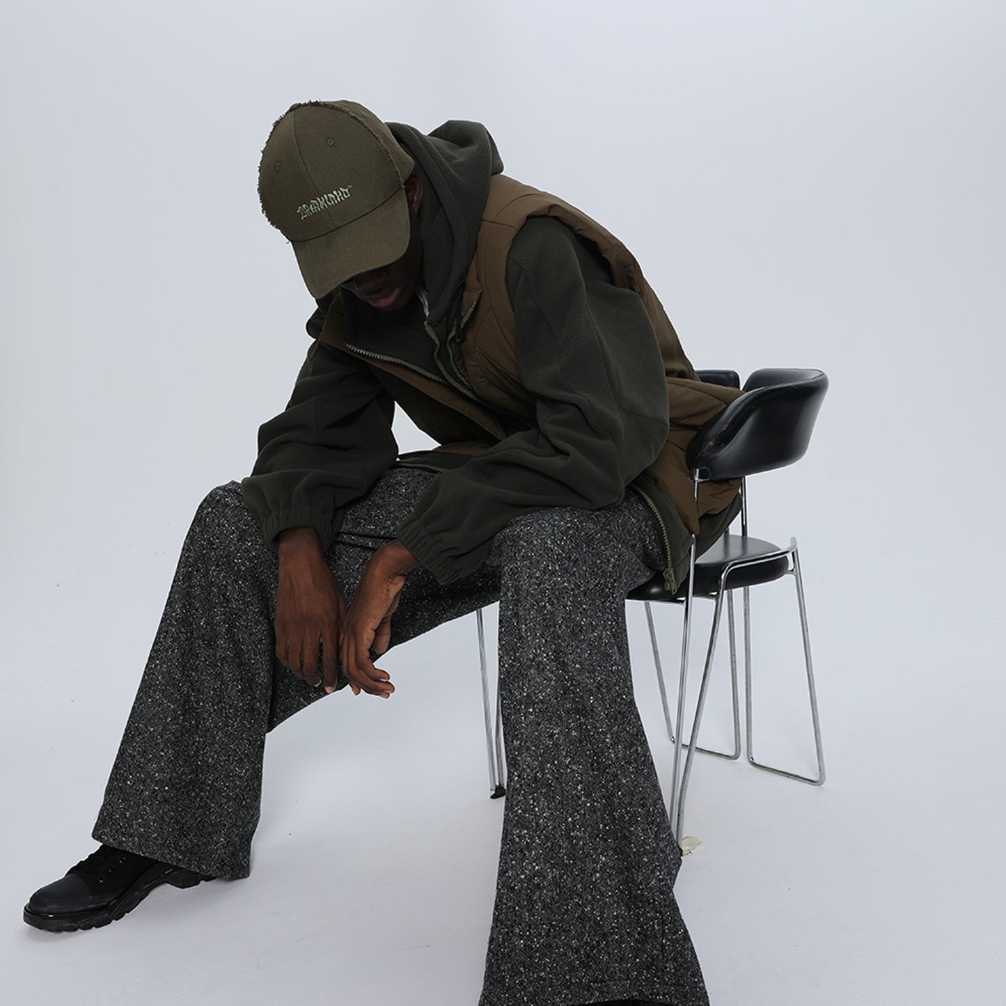 MUZE TURQUOISE LABEL -【PADDED CURVE VEST(KHAKI)】ミューズ パデット カーブ ベスト カーキ