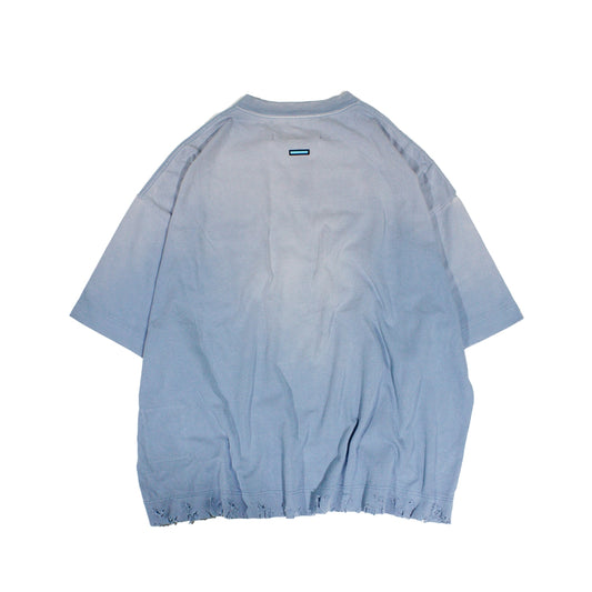 MUZE TURQUOISE LABEL -【SUN FADE DAMAGE SKIPPER TEE (LIGHT BLUE)ミューズ サンフェード スキッパー Tシャツ ダメージ ライトブルー
