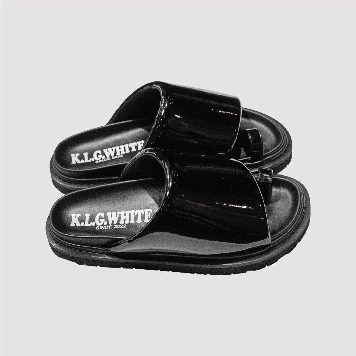 MUZE TURQUOISE LABEL × K.L.G WHITE - MUZE SANDALS SMOOTH(ENAMEL BLACK) ミューズ キッズラブゲイトホワイト サンダル エナメルブラック