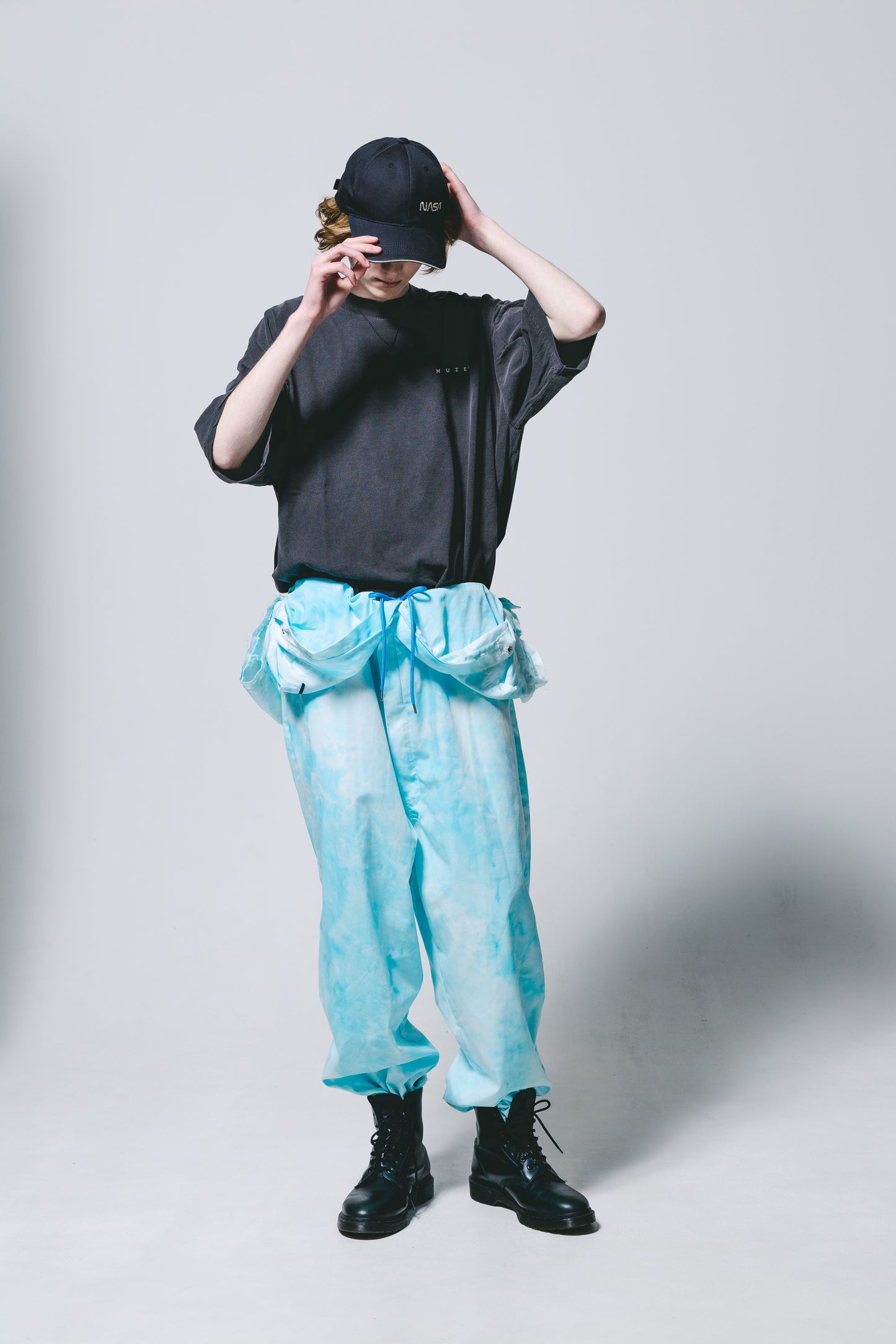 MUZE BLACK LABEL -【25SS MUZE® LOGO T-SHIRT(PIGMENT BLACK×WHITE)】ミューズ ロゴ Tシャツ ピグメント ブラック ホワイト