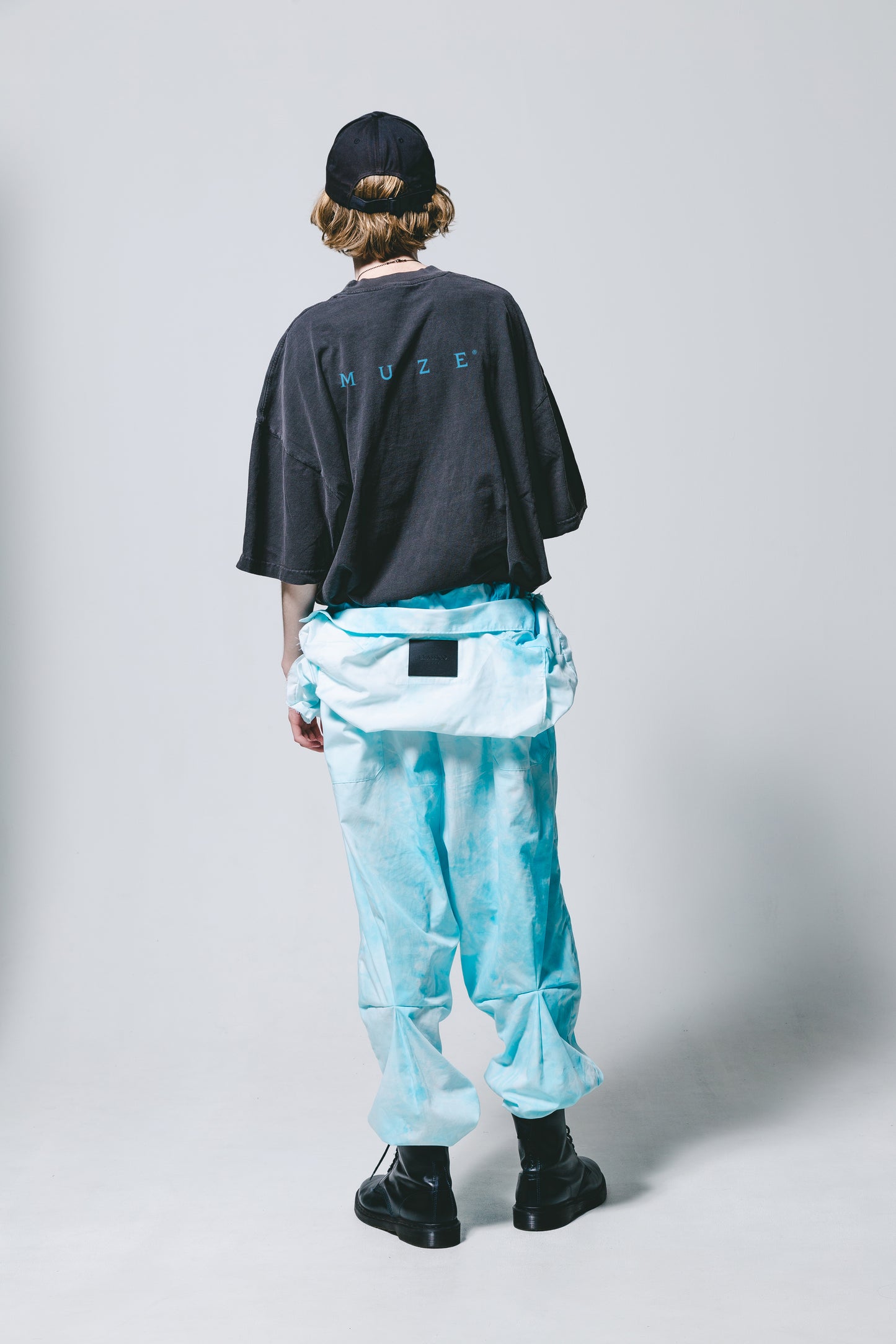 MUZE BLACK LABEL -【25SS MUZE® LOGO T-SHIRT(PIGMENT BLACK×TURQUOISE)】ミューズ ロゴ Tシャツ ピグメント ブラック ターコイズ