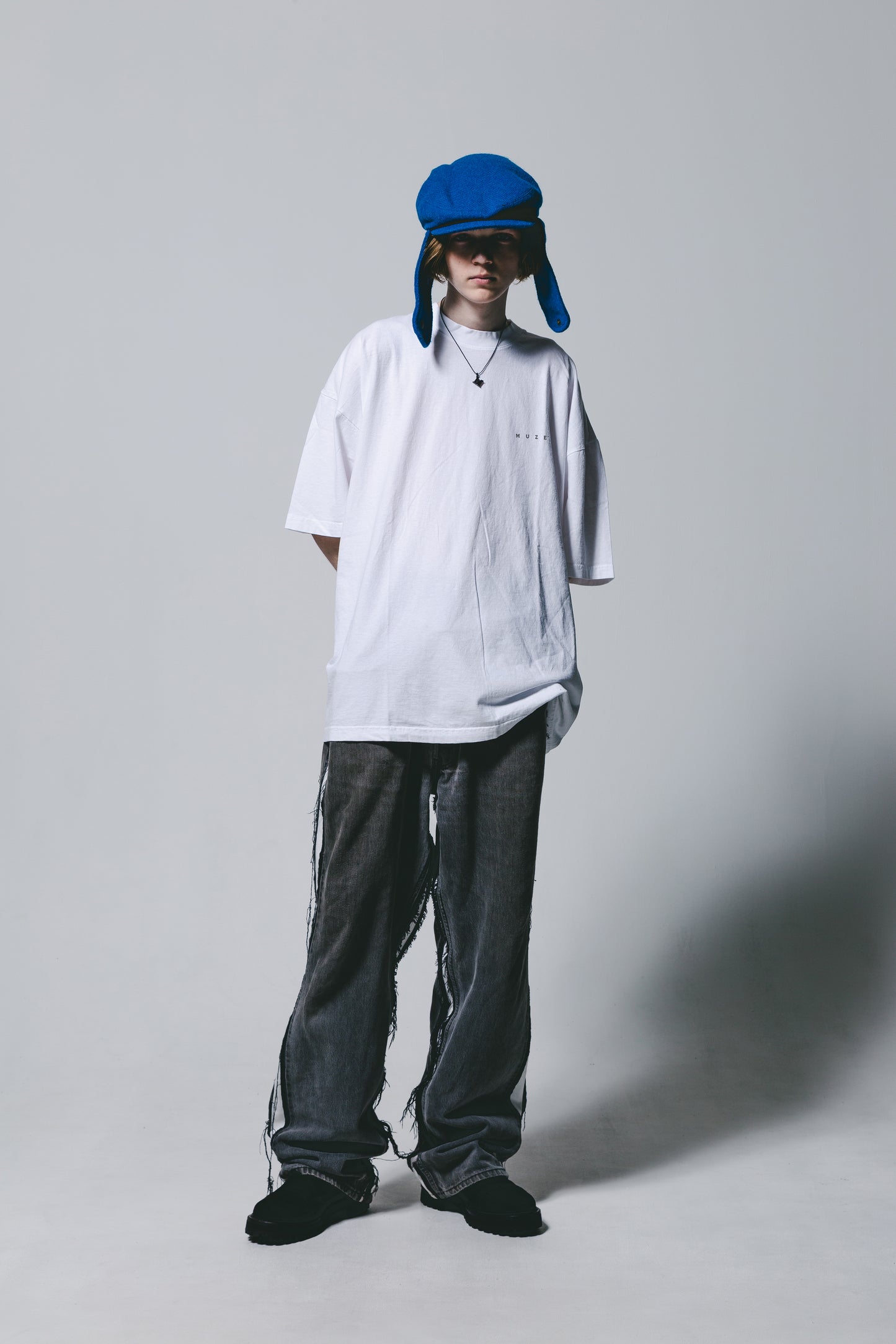 MUZE BLACK LABEL -【25SS MUZE® LOGO T-SHIRT(WHITE×BLACK)】ミューズ ロゴ Tシャツ ホワイト ブラック
