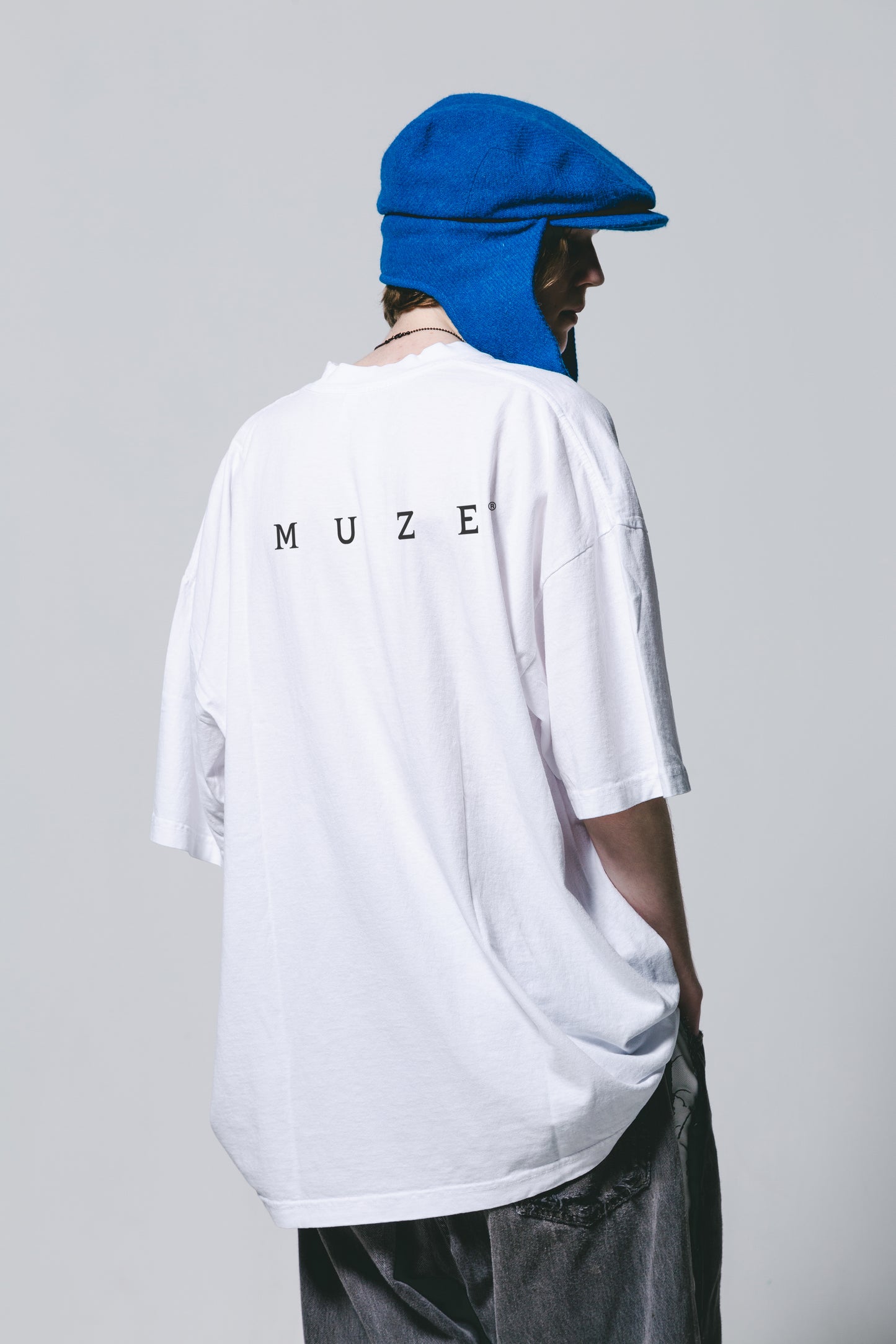 MUZE BLACK LABEL -【25SS MUZE® LOGO T-SHIRT(WHITE×BLACK)】ミューズ ロゴ Tシャツ ホワイト ブラック