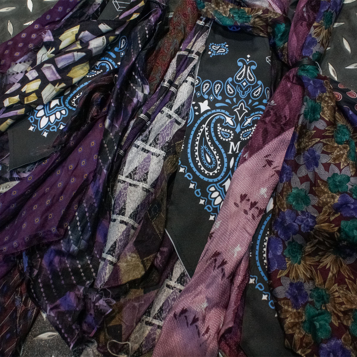 MUZE CLASSICO - ×ink BANDANA SCARF ミューズ 2023年秋冬 インク バンダナ スカーフ