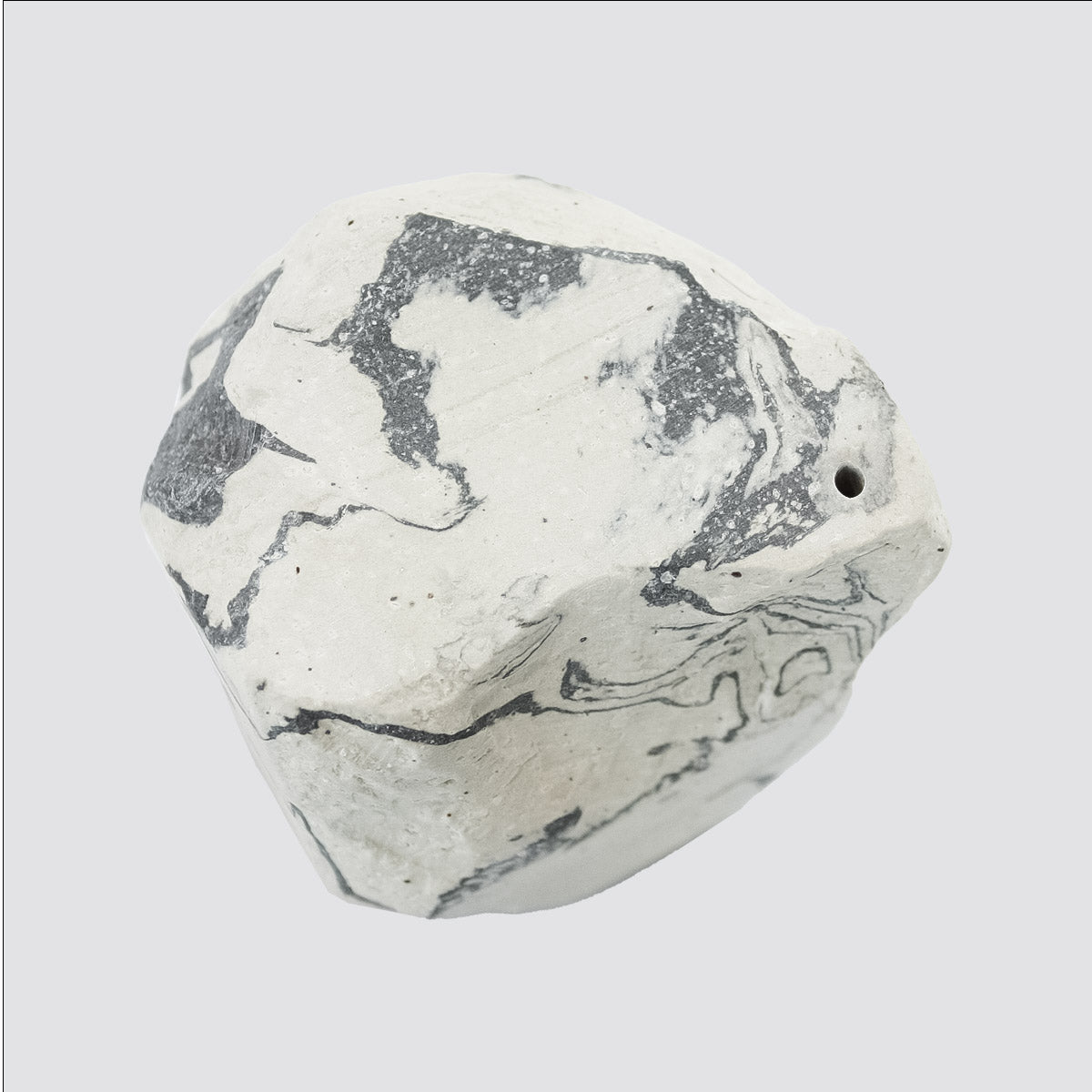 HIDAKA - FAKE STONE INCENSE HOLDER (SAND) ヒダカ フェイクストーンインセンスホルダー サンド