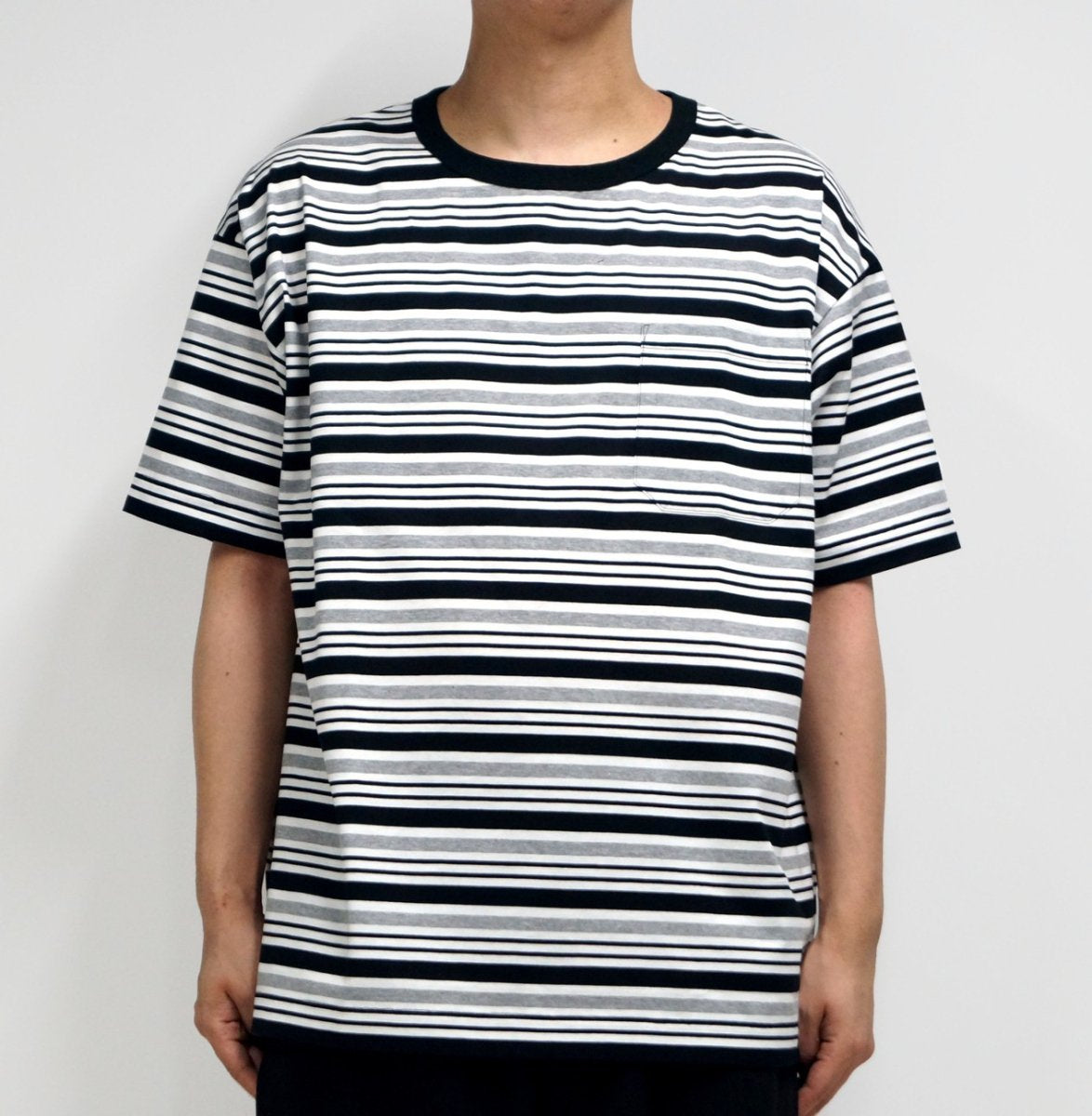 MUZE TURQUOISE LABEL - BORDER POCKET S/S TEE・BORDER-B (BLACK)