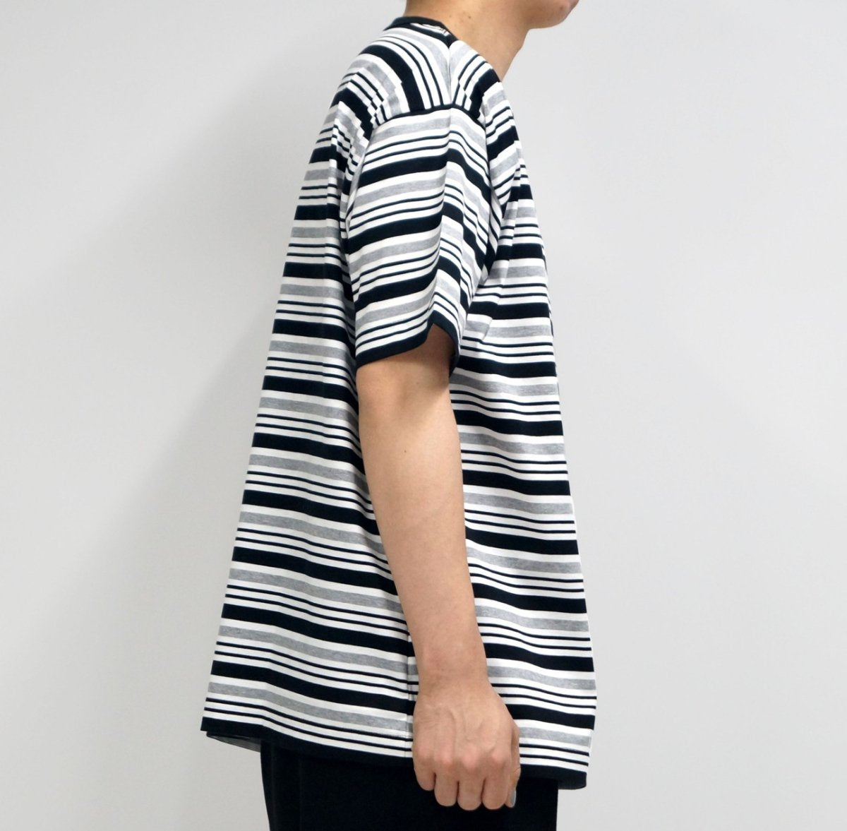 MUZE TURQUOISE LABEL - BORDER POCKET S/S TEE・BORDER-B (BLACK)