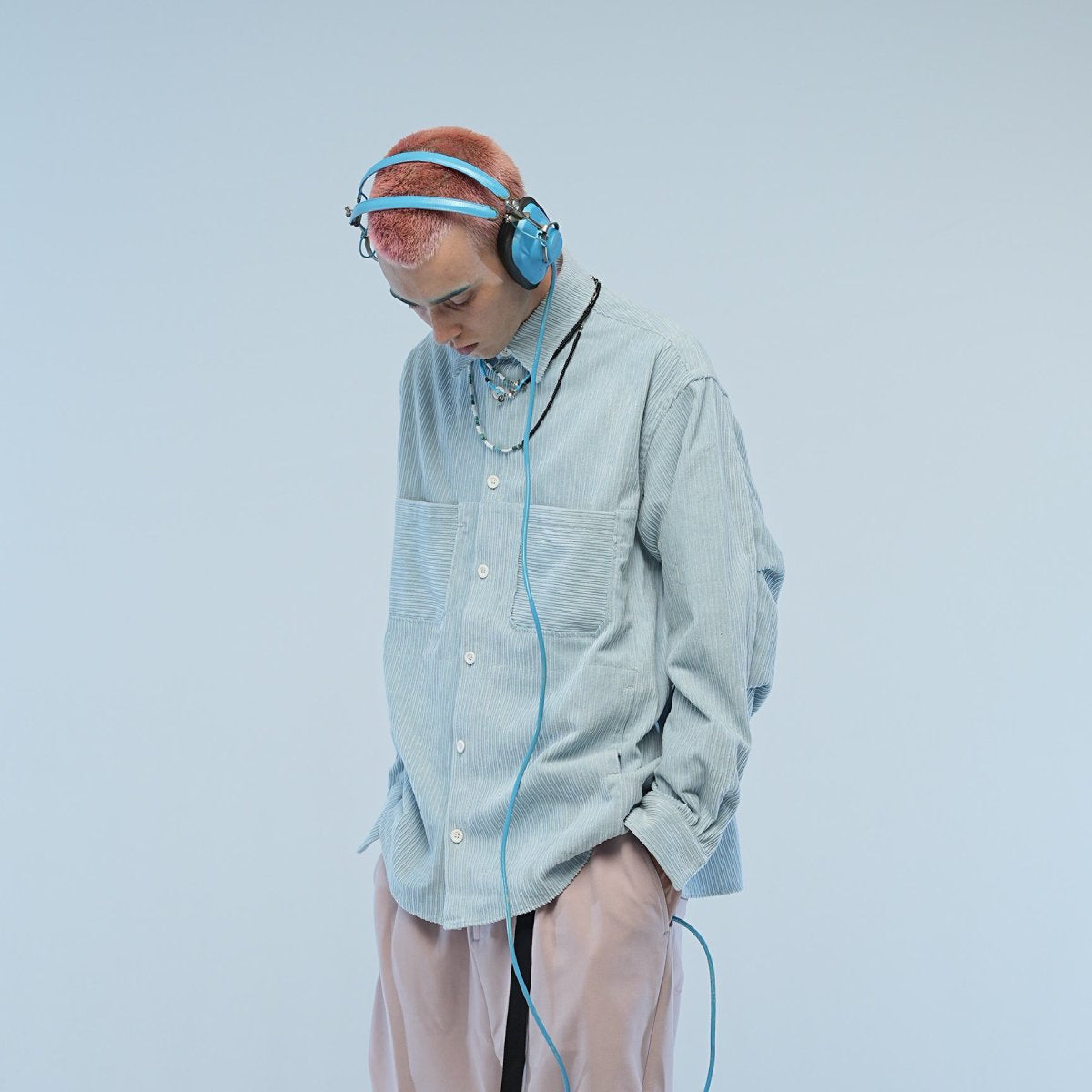 MUZE TURQUOISE LABEL-CIRCUIT RELAXED FIT CORDUROY SHIRTS(LIGHT BLUE) ミューズ 2022年秋冬 コーデュロイシャツ ライトブルー
