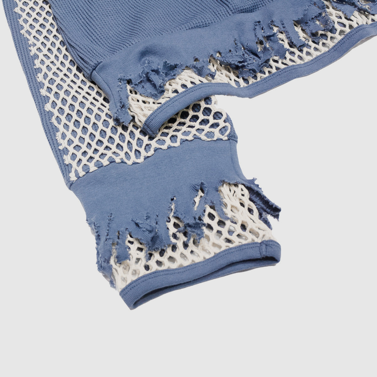 MUZE TURQUOISE LABEL - CIRCUIT RELAXED FIT WAFFLE MESH LONG SLEEVE(BLUE) ミューズ 2022年秋冬 サーキット リラックスドフィット ワッフルメッシュ ロングスリーブ(BLUE)