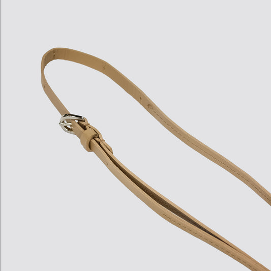 HIDAKA - LEATHER SHOULDER STRAP - NARROW (BEIGE) ヒダカ レザーショルダーストラップ ナロウ ベージュ