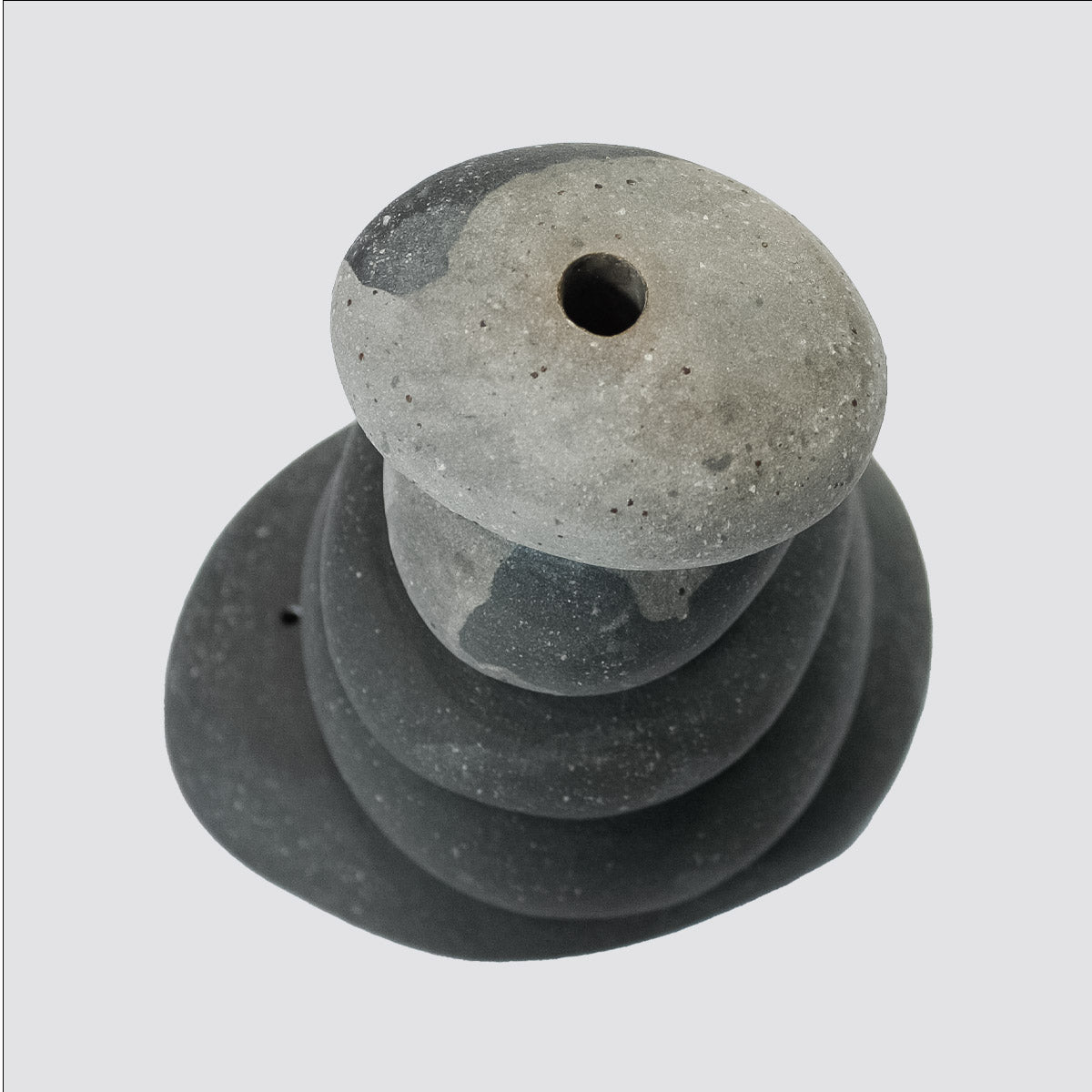 HIDAKA - FAKE STONE VASE (GRAY) ヒダカ フェイクストーンベース グレー