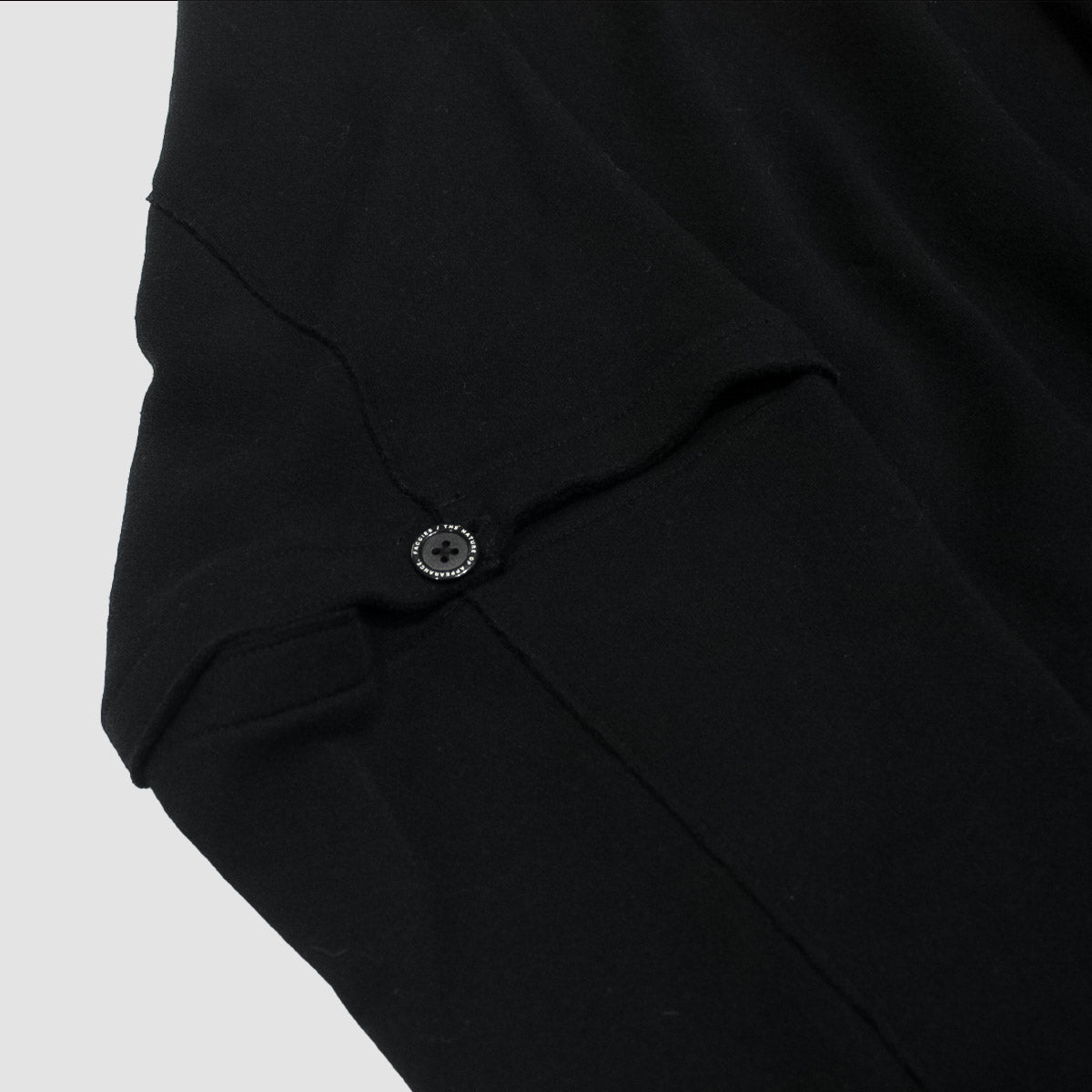 FACCIES - Elbow Cut LS (Black)ファッチーズ エルボー カット ロングスリーブ ブラック