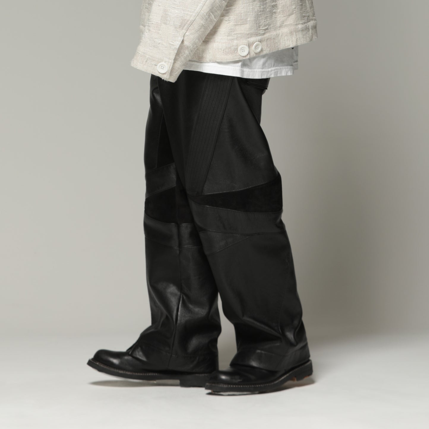 MUZE TURQUOISE LABEL - CIRCUIT WIDE LEATHER TROUSERS(BLACK) ミューズ 2022年秋冬コレクション レザー トラウザーズ ブラック