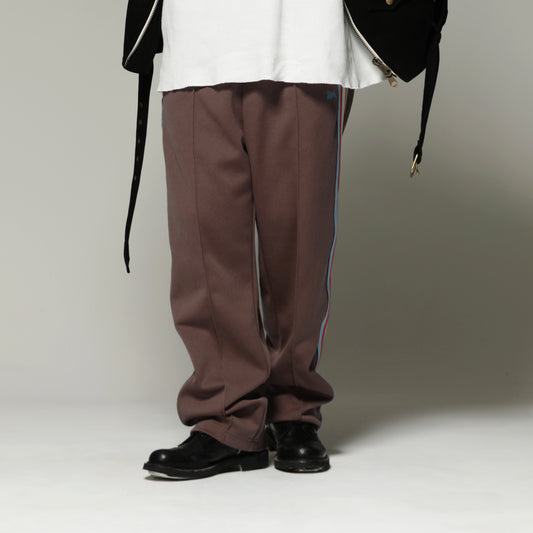 MUZE TURQUOISE LABEL - TRACK JERSEY PANTS(BROWN×RED LINE) ミューズ 2023年春夏 ジャージスラックス ブラウン