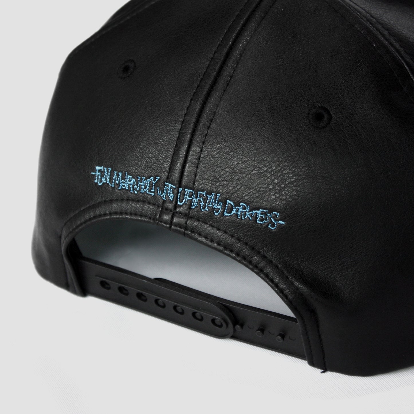 MUZE ミューズ 【LOGO LEATHER SNAPBACK CAP】ロゴ レザー スナップバック キャップ(BLACK×TURQUOISE)