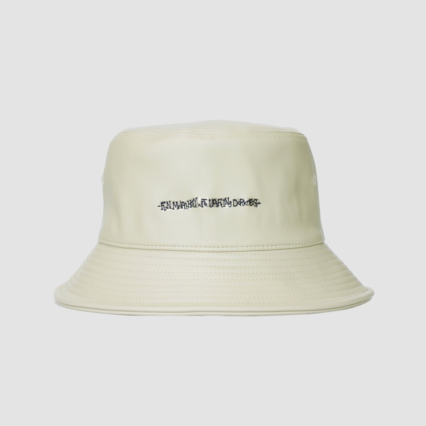 MUZE ミューズ【LOGO LEATHER BUCKET HAT】ロゴ レザー バケットハット(BEIGE×BLACK)