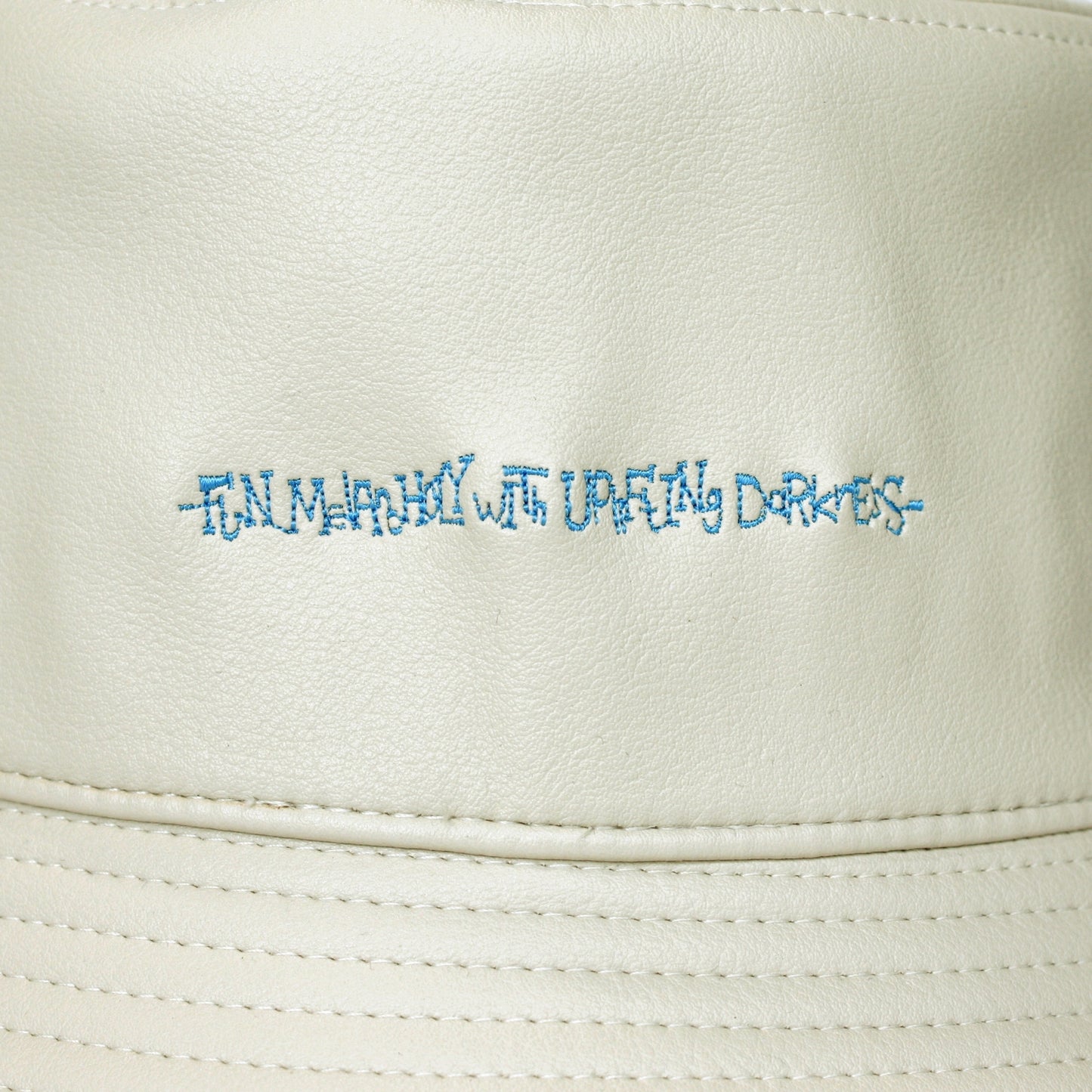 MUZE ミューズ【LOGO LEATHER BUCKET HAT】ロゴ レザー バケットハット(BEIGE×TURQUOISE)