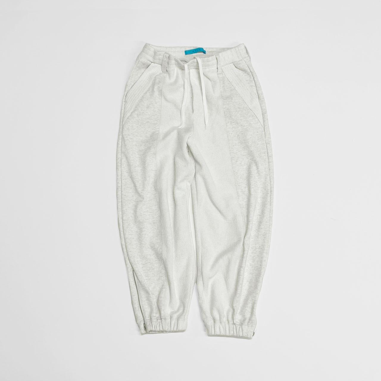 MUZE TURQUOISE LABEL - CIRCUIT RELAXED FIT SWEAT TROUSERS(MOKU) ミューズ リラックス スウェット トラウザーズ モク