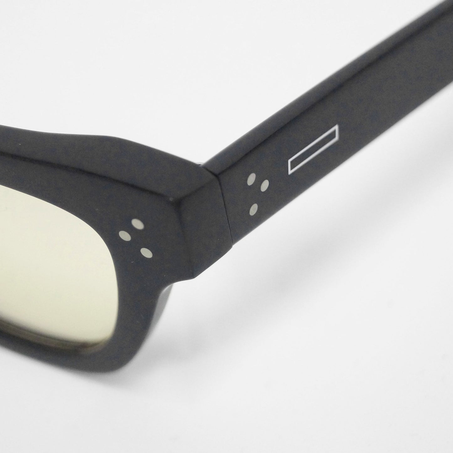 MUZE TURQUOISE LABEL ミューズ ターコイズ レーベル 【Cat Eye Sunglasses produced by INARI】キャットアイ サングラス プロデュースド バイ イナリ(ブラック×イエロー)