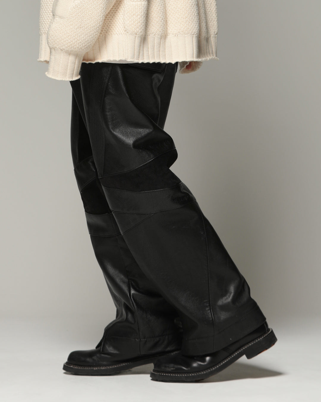 MUZE TURQUOISE LABEL - CIRCUIT WIDE LEATHER TROUSERS(BLACK) ミューズ 2022年秋冬コレクション レザー トラウザーズ ブラック