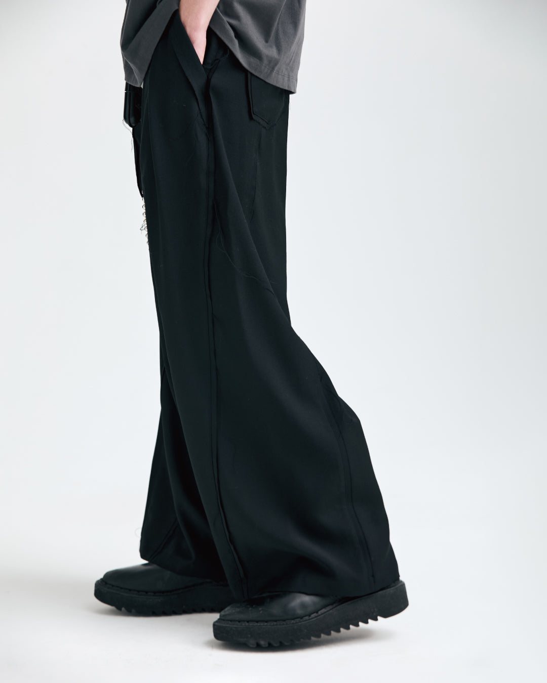 MUZE TURQUOISE LABEL -【MUZE® SWITCHING WIDE SLACKS】ミューズ スイッチング ワイド スラックス