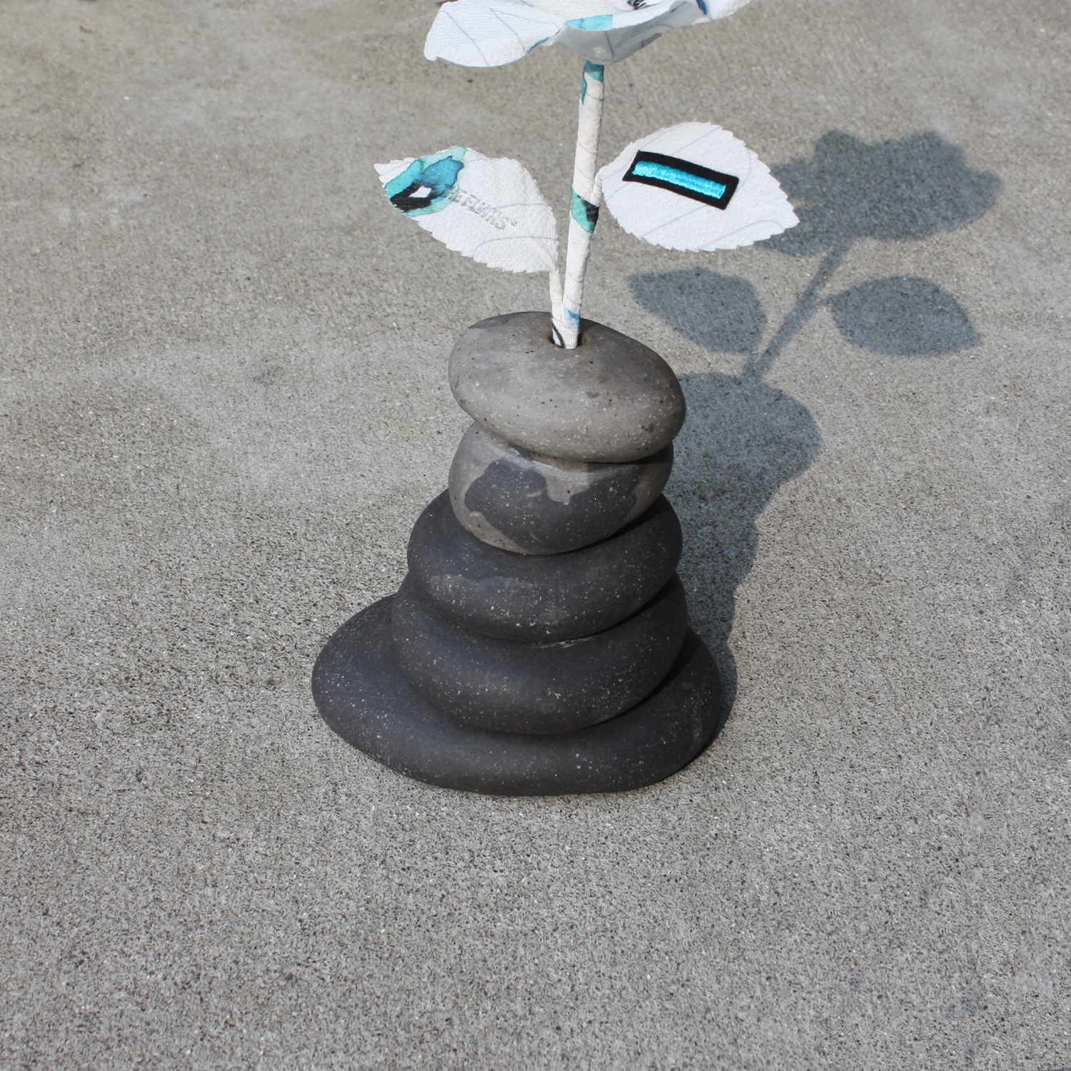 HIDAKA - FAKE STONE VASE (GRAY) ヒダカ フェイクストーンベース