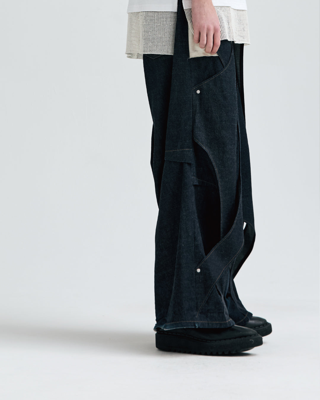 1980s Aquascutum 2インタック　デニムワイドトラウザーズ MUZE®︎ TURQUOISE LABEL -【RIDGED DENIM CROSS WIDE TROUSERS(INDIGO
