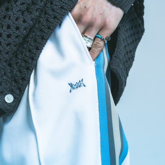 MUZE TURQUOISE LABEL - TRACK JERSEY PANTS(WHITE×TURQUOISE LINE) ミューズ 2023年春夏 ジャージスラックス ホワイト