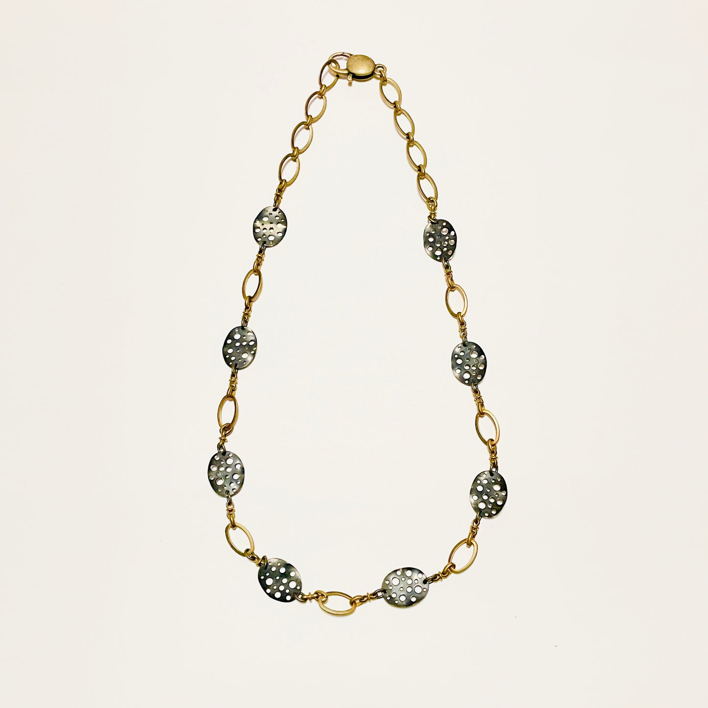 受注 / GARA -【CRATER NECKLACE (BLACK×GOLD)】