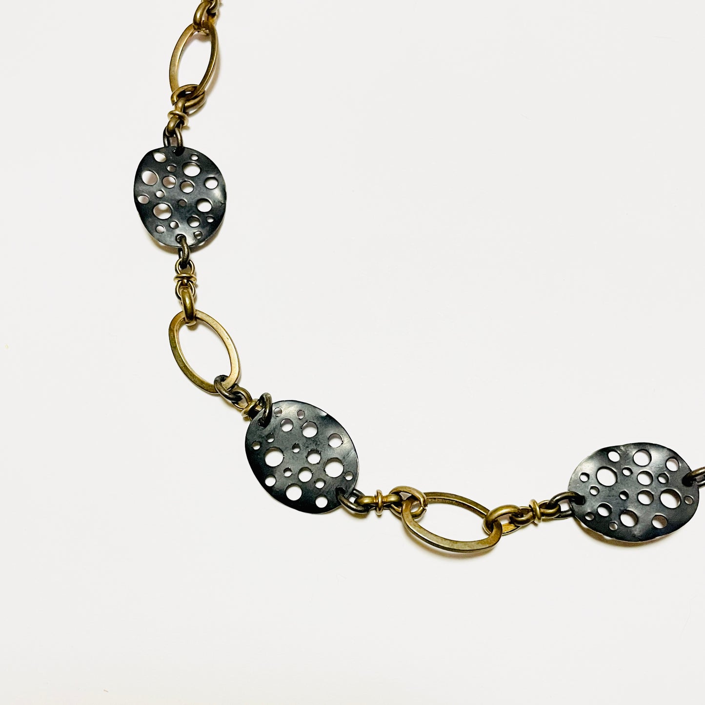 受注 / GARA -【CRATER NECKLACE (BLACK×GOLD)】