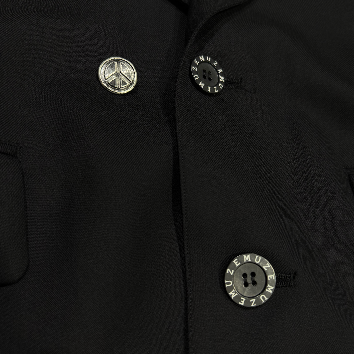 MUZE TURQUOISE LABEL - MUZE® PEACE TAILORED JACKET(BLACK)ミューズ ピース テーラード ジャケット ブラック
