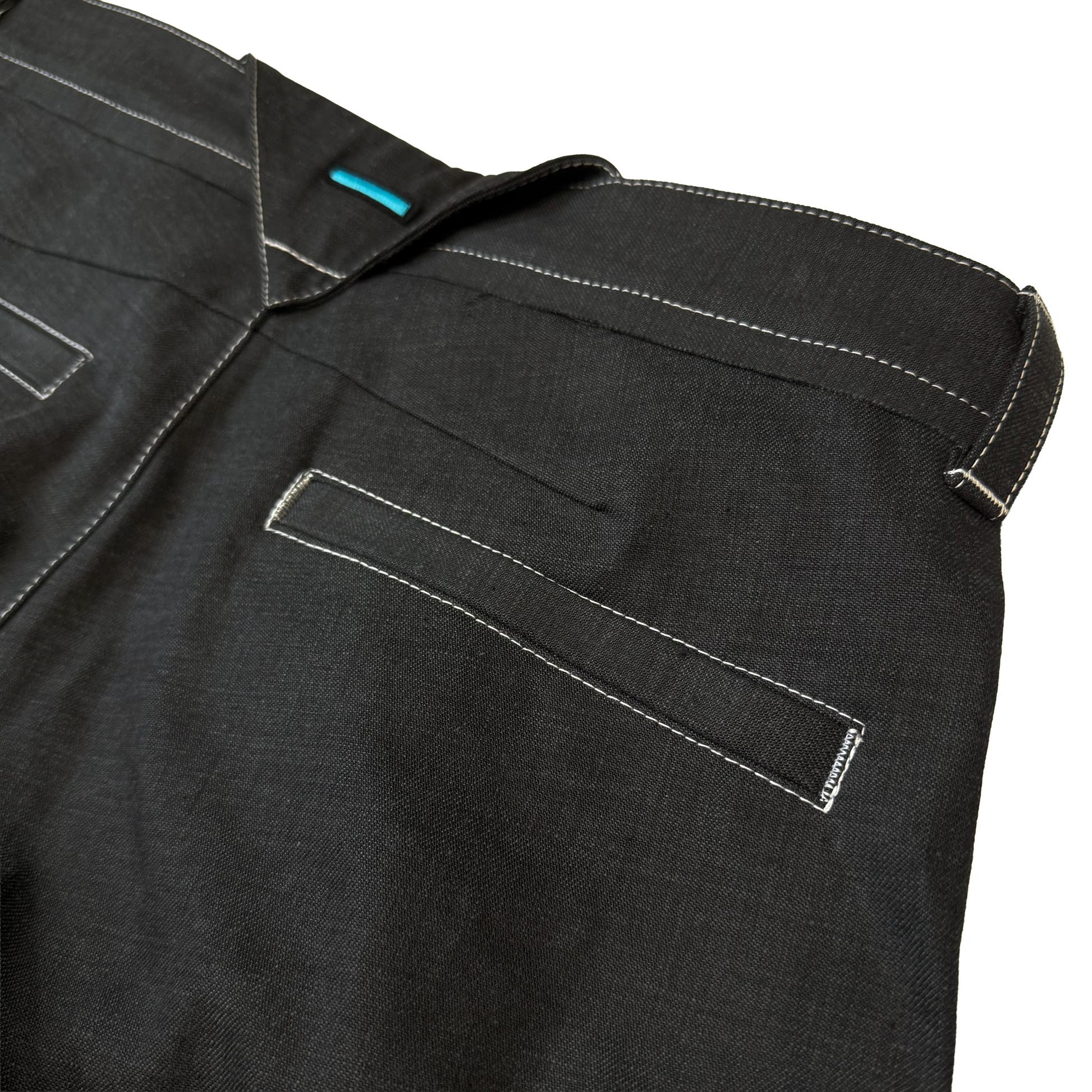 MUZE TURQUOISE LABEL -【FORM FOLLOWS FUNCTION DENIM SHORTS(BLACK MUZE TURQUOISE LABEL -【FORM FOLLOWS FUNCTION DENIM SHORTS(BLACK