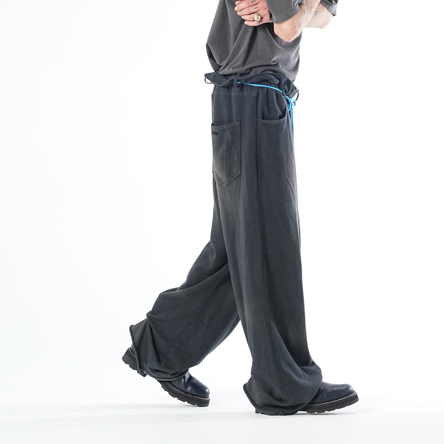 MUZE TURQUOISE LABEL - ×SYUMAN. RAVIOLI TROUSERS TYPE SWEAT(BLACK)ミューズ シュウ トラウザー スウェット ブラック