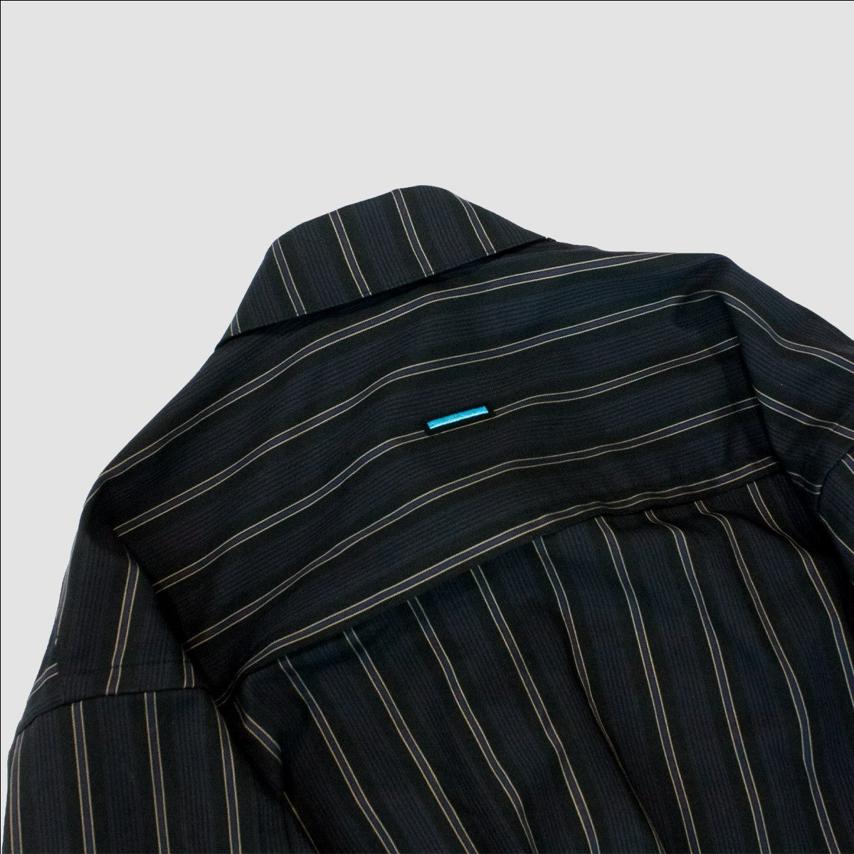 MUZE TURQUOISE LABEL - VILOFT® STRIPE SH(BLACK)ミューズ 2023年秋冬