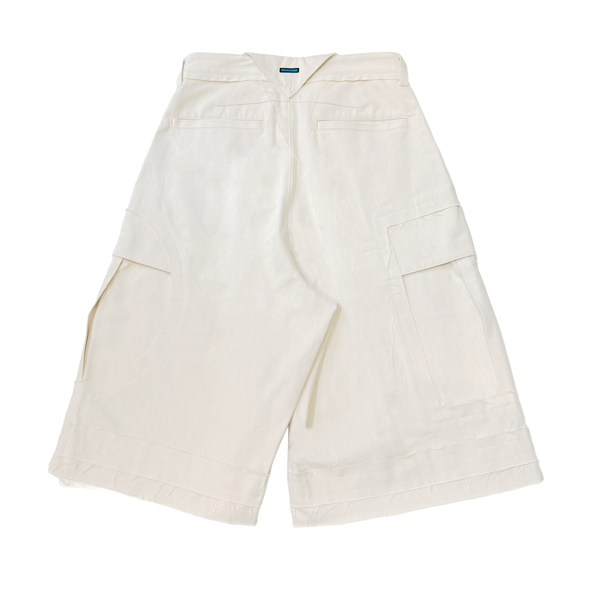MUZE TURQUOISE LABEL -【FORM FOLLOWS FUNCTION DENIM SHORTS(WHITE MUZE TURQUOISE LABEL -【FORM FOLLOWS FUNCTION DENIM SHORTS(WHITE
