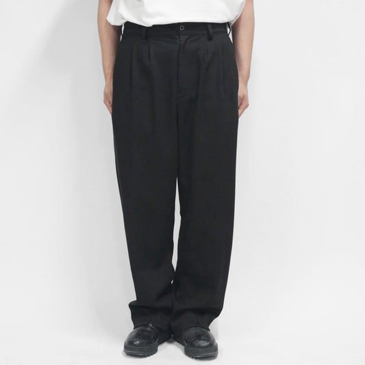 MUZE TURQUOISE LABEL - RELAXED SLACKS (BLACK)