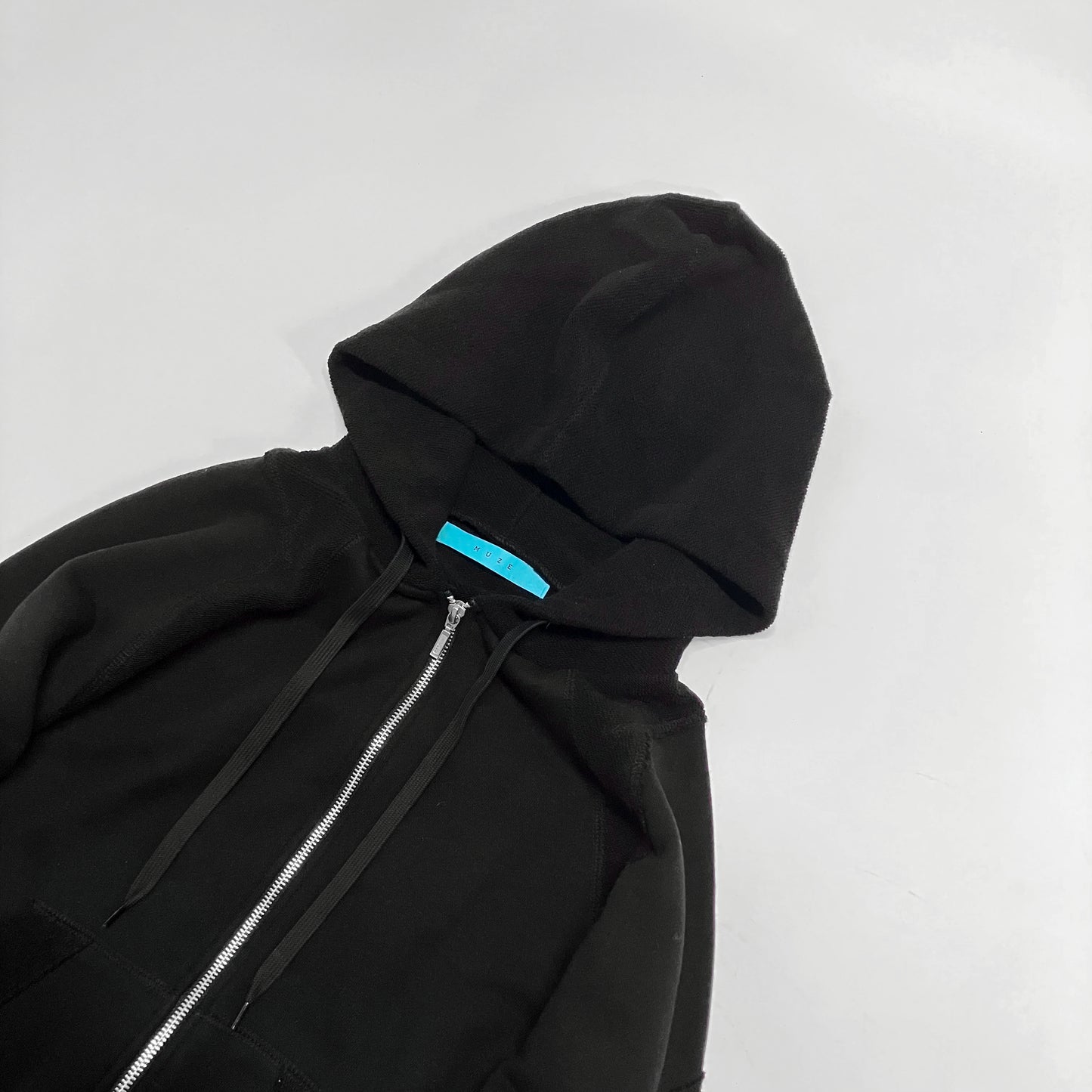 MUZE TURQUOISE LABEL - CIRCUIT RELAXED FIT ZIP-UP HOODIE(BLACK) ミューズ リラックス ジップアップ フーディー ブラック