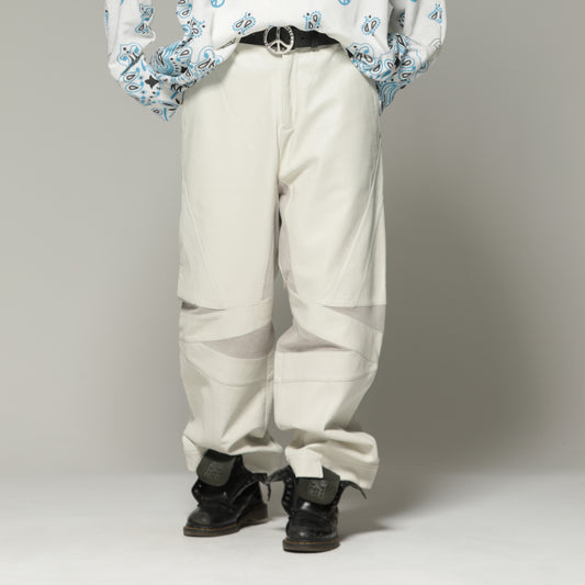 MUZE TURQUOISE LABEL - CIRCUIT WIDE LEATHER TROUSERS(OFF WHITE)  ミューズ 2022年秋冬コレクション レザー トラウザーズ オフ ホワイト