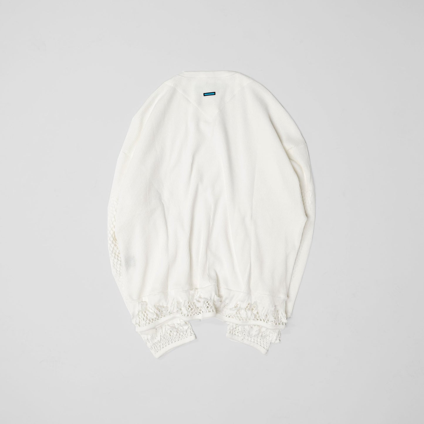 MUZE TURQUOISE LABEL - CIRCUIT RELAXED FIT WAFFLE MESH LONG SLEEVE（WHITE）ミューズ 2022年秋冬  ワッフルメッシュ ロングスリーブ ホワイト