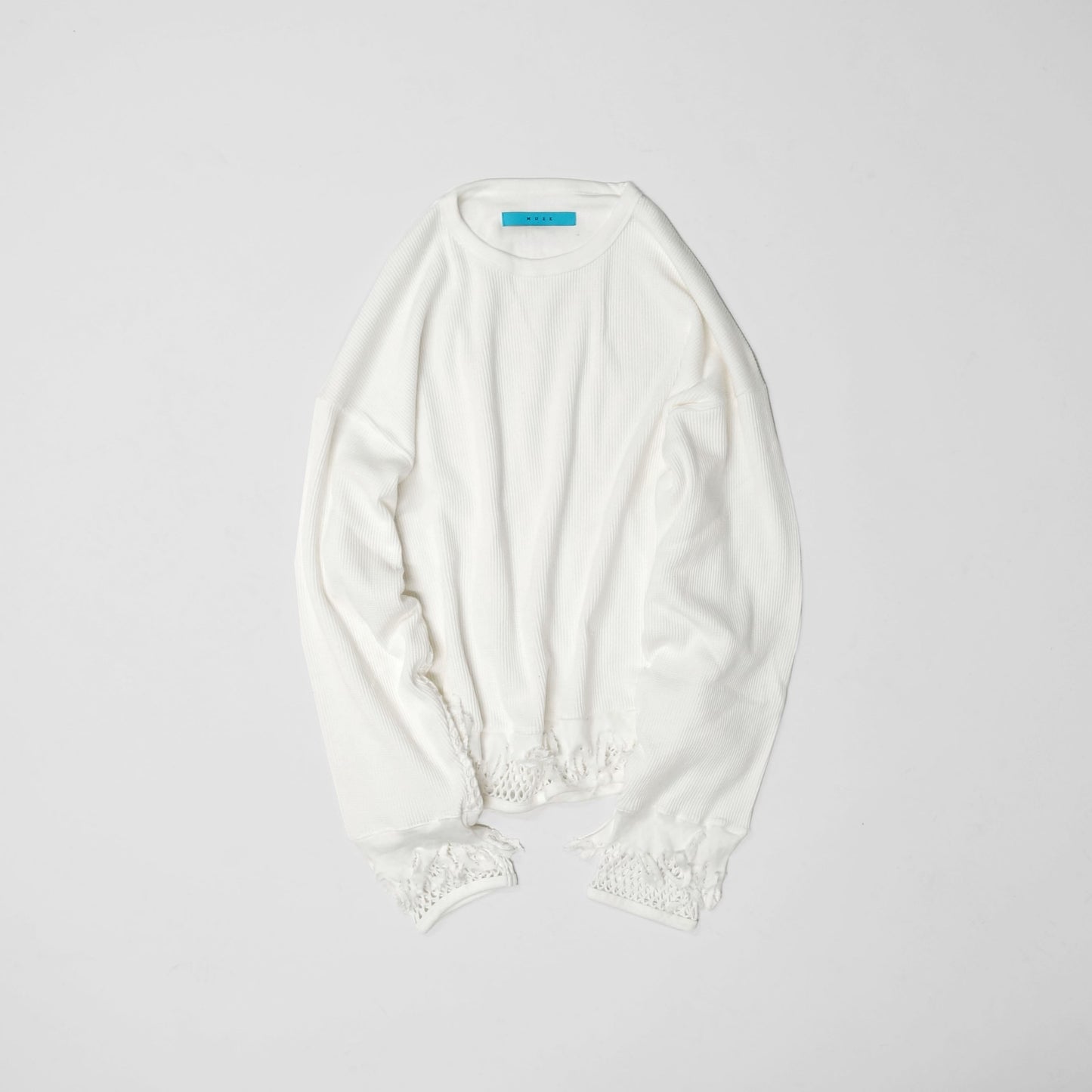 MUZE TURQUOISE LABEL - CIRCUIT RELAXED FIT WAFFLE MESH LONG SLEEVE（WHITE）ミューズ 2022年秋冬  ワッフルメッシュ ロングスリーブ ホワイト
