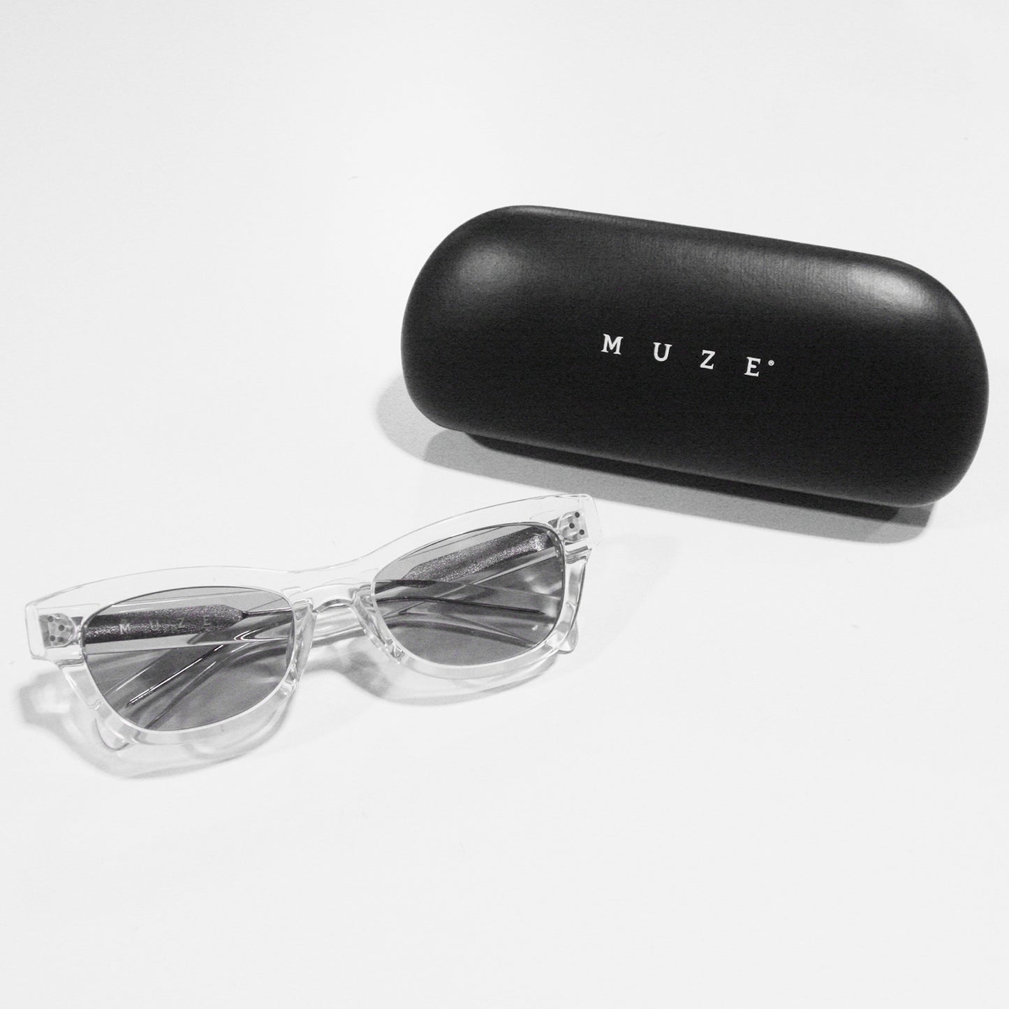 MUZE TURQUOISE LABEL ミューズ ターコイズ レーベル 【Cat Eye Sunglasses produced by INARI】キャットアイ サングラス プロデュースド バイ イナリ（クリア×ブラック）